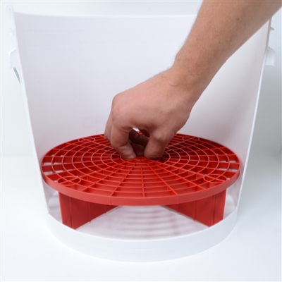   ParlatanAdamlar Detaylandırma Kovası Grit Guard ( Süzgeç çap:26.5cm - yükseklik :6.5cm )